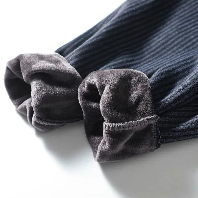 Thickened Warmth Integrated Fleece Stripe Knitted Sweater Fake Two-Piece Design Casual Loose Fit Polyester Long Sleeve Shirt