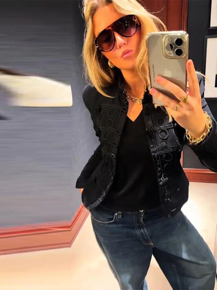 Chic Single Breasted Short Blazer Jacket Women Mandarin Collar Shoulder Pad Long Sleeve Coat 2026 Spring Fashion Lady Outerwear
