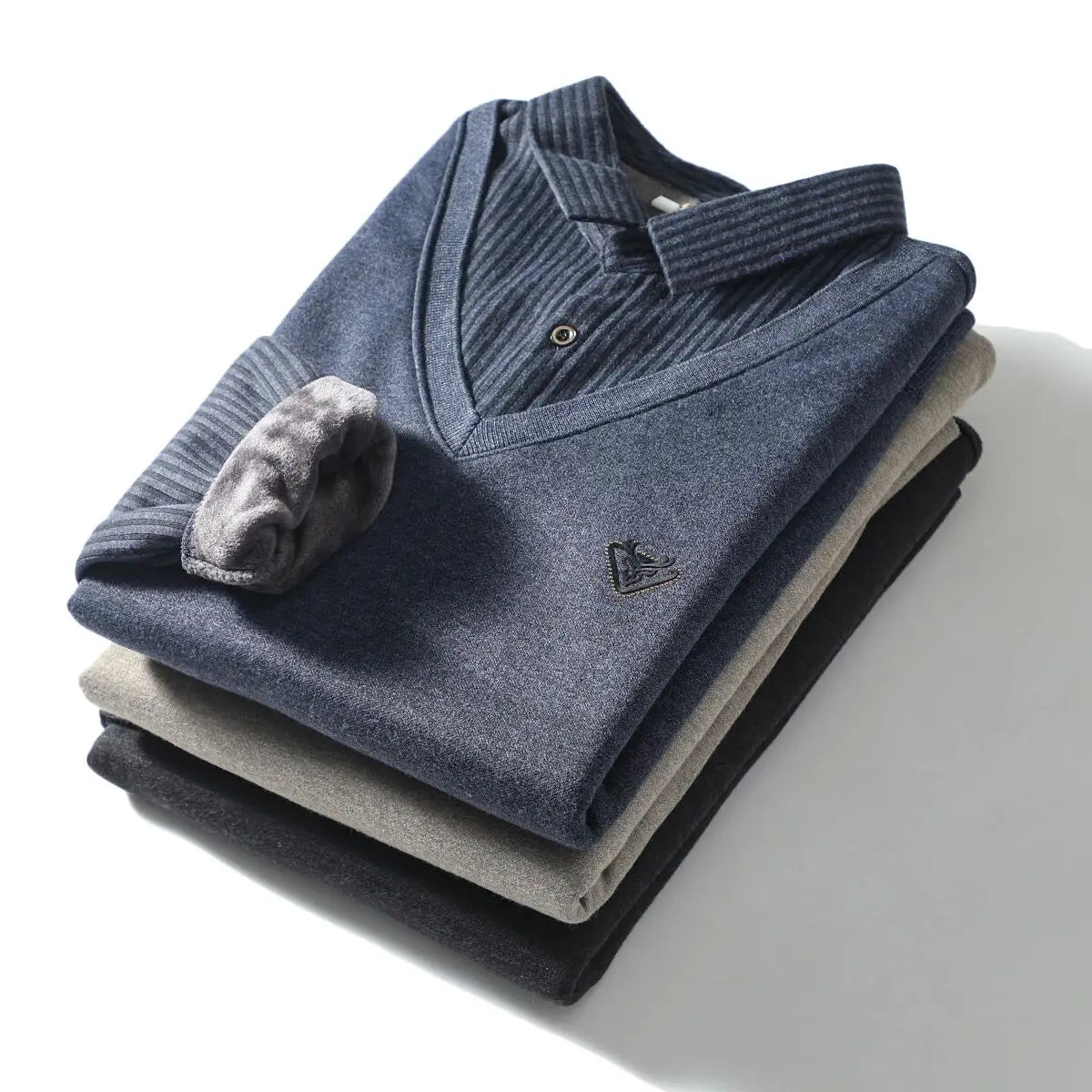Thickened Warmth Integrated Fleece Stripe Knitted Sweater Fake Two-Piece Design Casual Loose Fit Polyester Long Sleeve Shirt